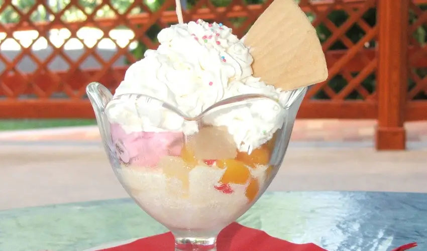 Boglrka Panzi-tterem  Mezkvesd