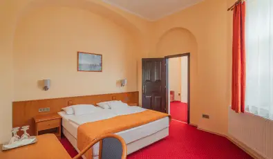 Erzsbet Park Hotel Pardfrd