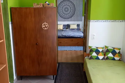 G�bor Vend�gh�z, Eger