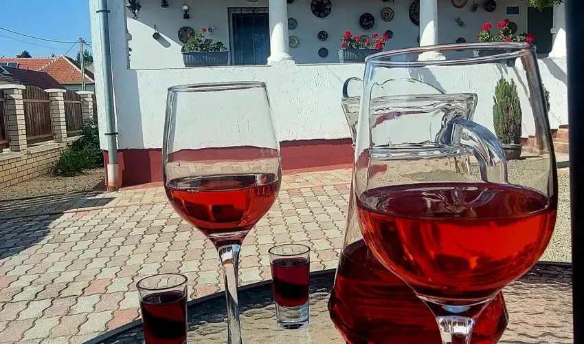 Harmony Vend�gh�z Egerszal�k