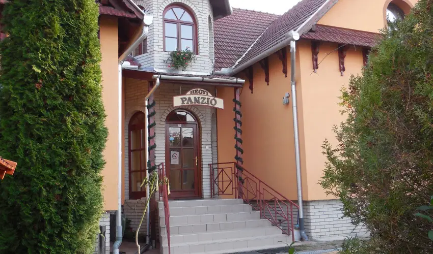 Hegyi Panzi Szilvsvrad