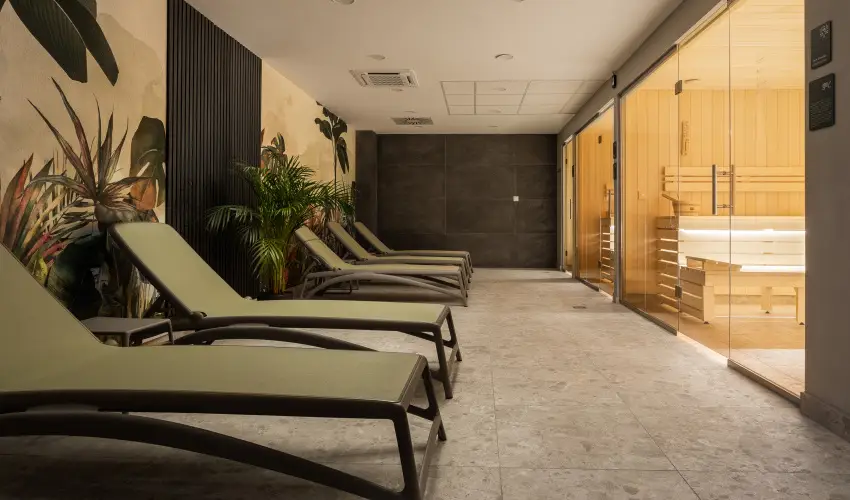 Hunguest Hotel Flra Eger