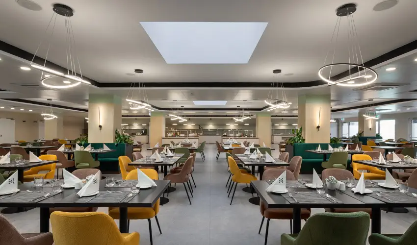 Hunguest Hotel Flra Eger