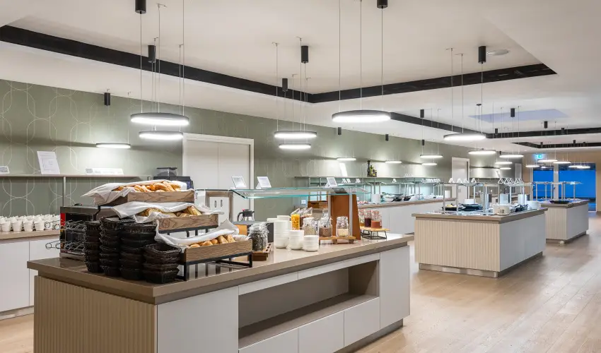 Hunguest Hotel Flra Eger