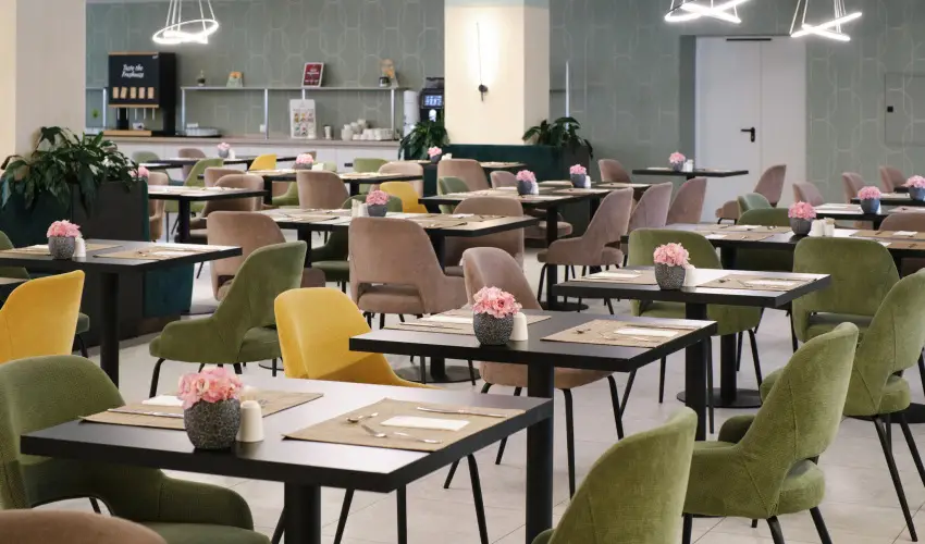 Hunguest Hotel Fl�ra Eger