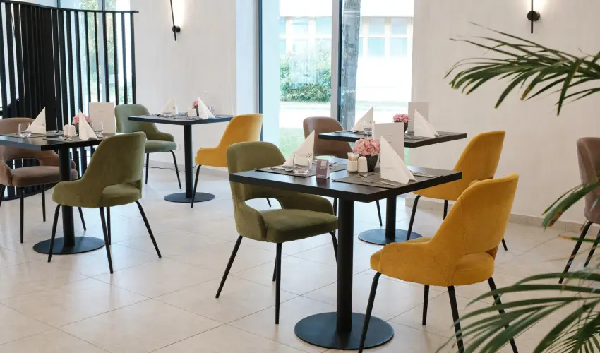 Hunguest Hotel Fl�ra Eger