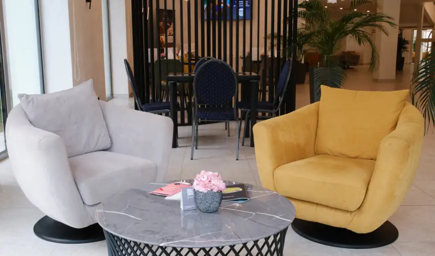 Hunguest Hotel Fl�ra Eger