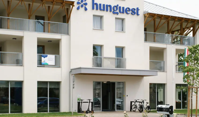 Hunguest Hotel Fl�ra Eger