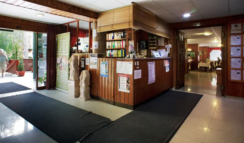 Hajnal Hotel Mez�k�vesd