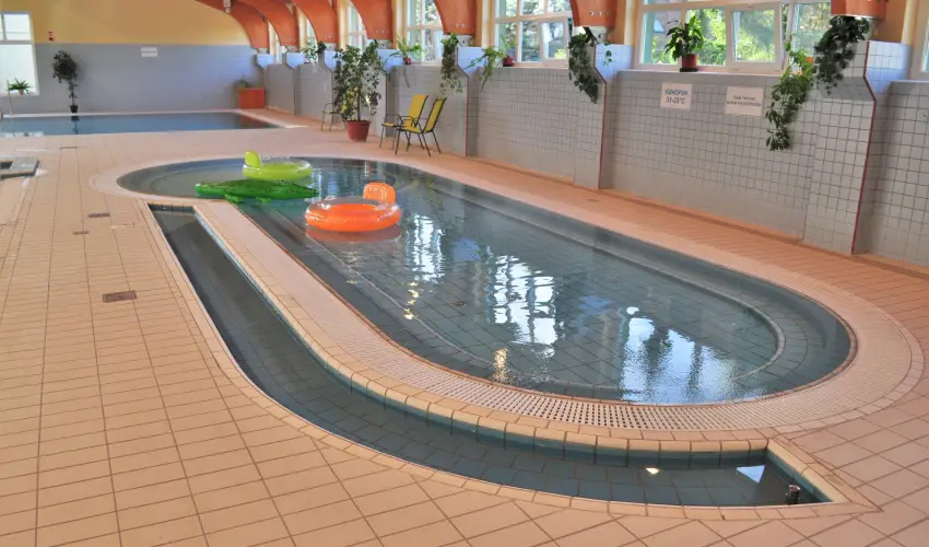 Hajnal Hotel Mez�k�vesd