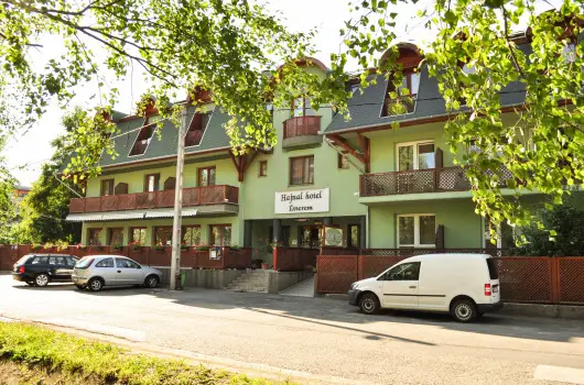 Hajnal Hotel, Mez�k�vesd, Eger - 16 km