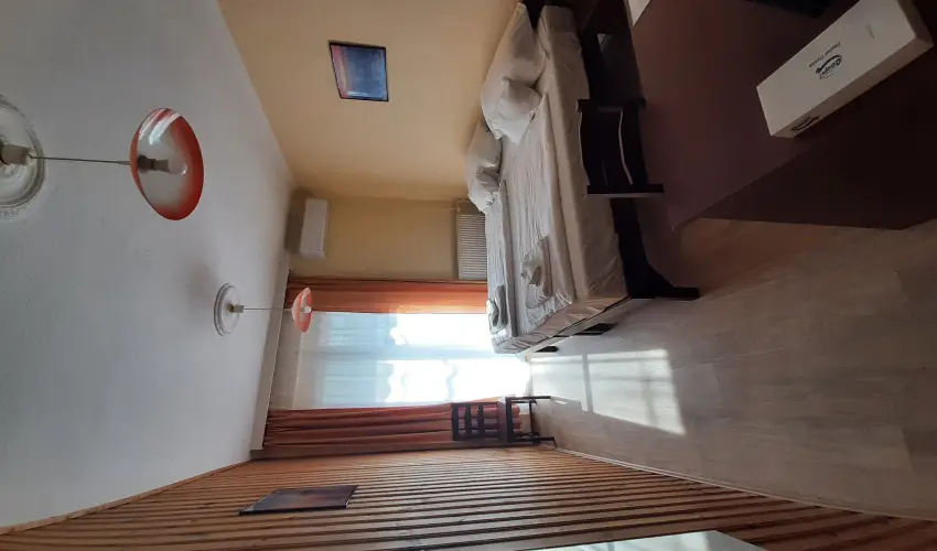 Hajnal Hotel Mez�k�vesd