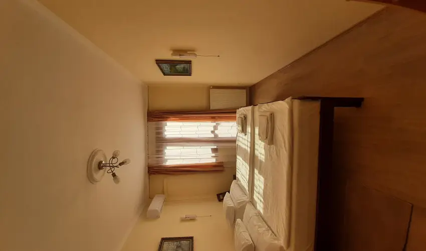 Hajnal Hotel Mez�k�vesd