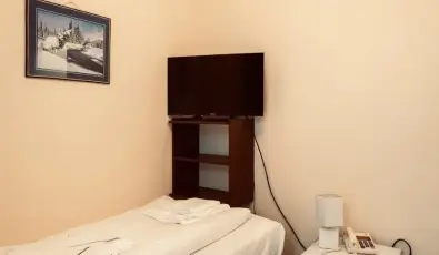Hajnal Hotel Mez�k�vesd