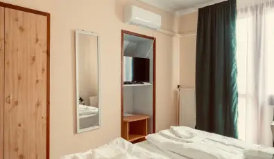 Hajnal Hotel Mez�k�vesd