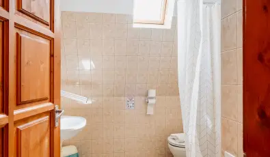 Hajnal Hotel Mez�k�vesd