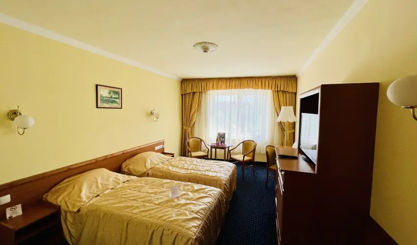 Hotel Korona Wellness, Rendezvny & Borhotel Eger Eger