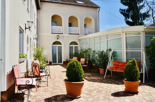 Hotel Korona Wellness, Rendezv�ny & Borhotel Eger, Eger