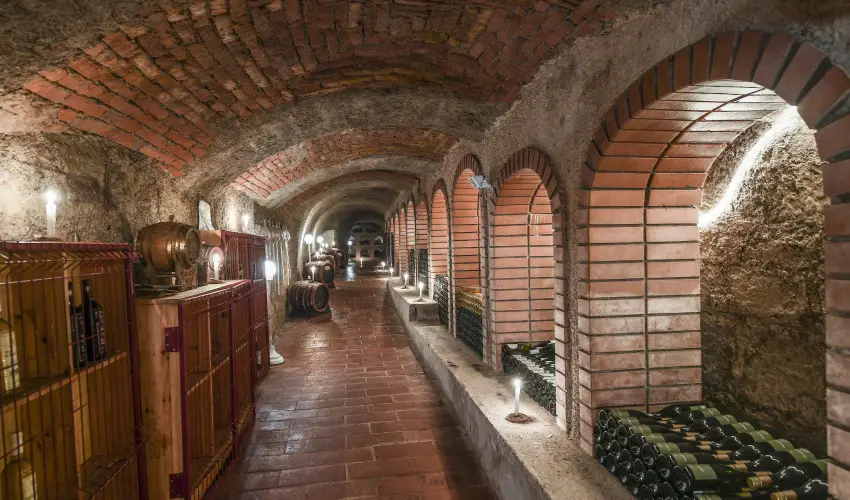 Hotel Korona Wellness, Rendezvny & Borhotel Eger Eger