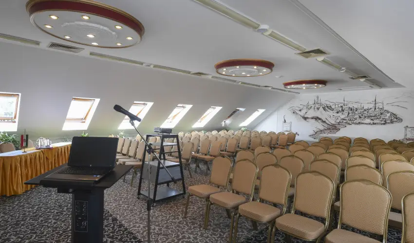 Hotel Korona Wellness, Rendezvny & Borhotel Eger Eger