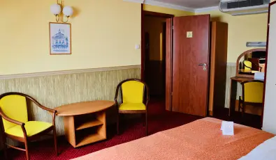 Hotel Korona Wellness, Rendezvny & Borhotel Eger Eger