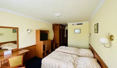 Hotel Korona Wellness, Rendezvny & Borhotel Eger Eger