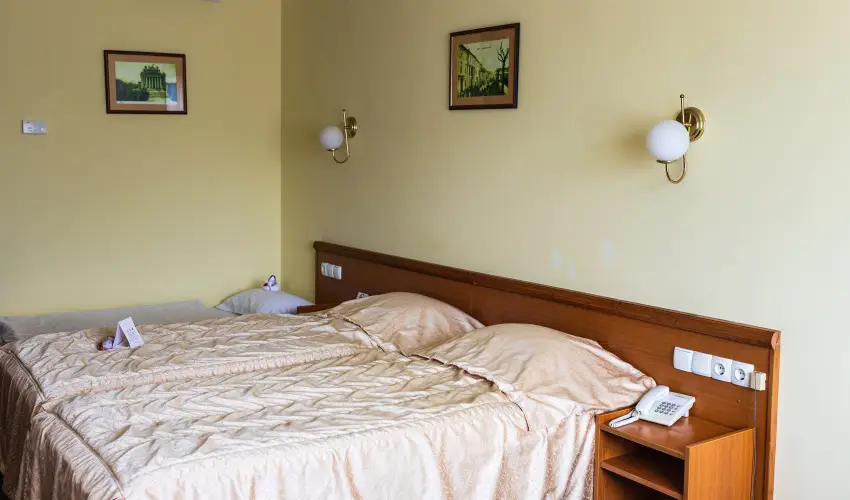 Hotel Korona Wellness, Rendezvny & Borhotel Eger Eger