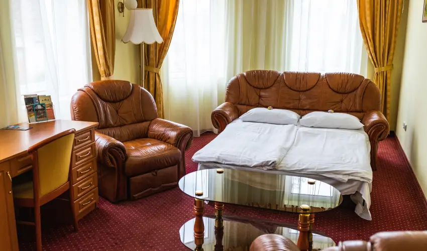 Hotel Korona Wellness, Rendezvny & Borhotel Eger Eger