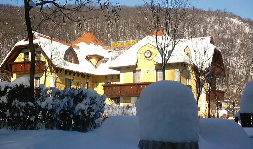 Hotel Szeleta Lillafred