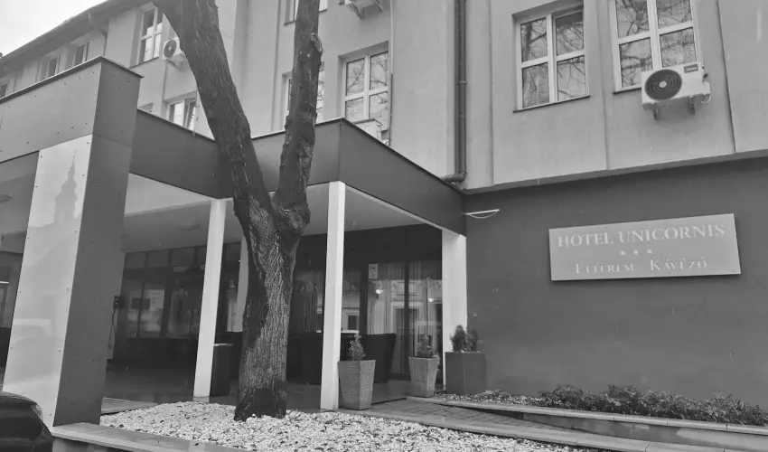 Hotel Unicornis Eger