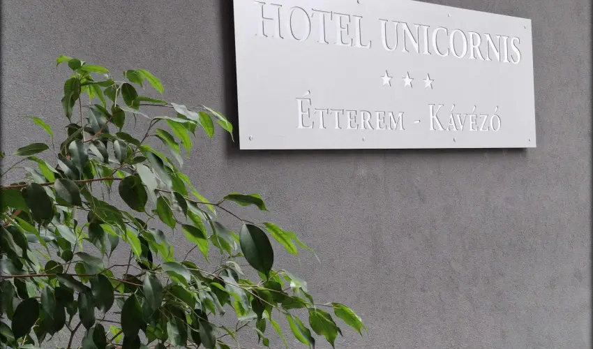 Hotel Unicornis Eger