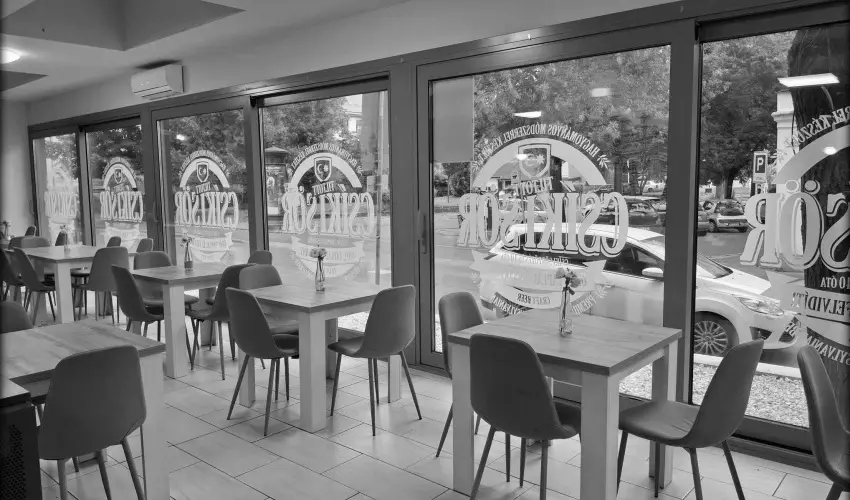 Hotel Unicornis Eger