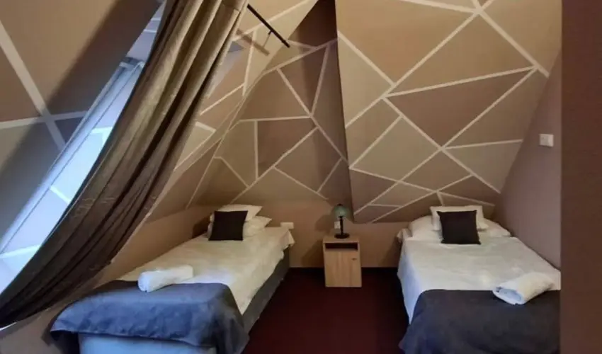 Hotel Unicornis Eger