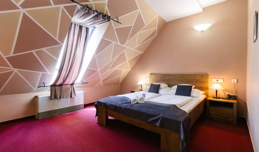 Hotel Unicornis Eger