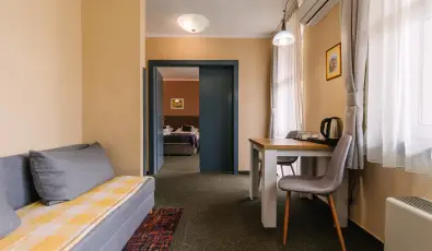 Hotel Unicornis Eger