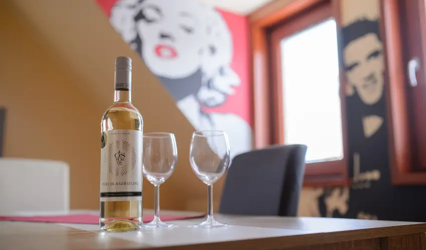 HR Apartmanház Eger