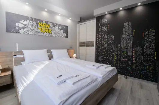 HR Apartmanhz, Eger