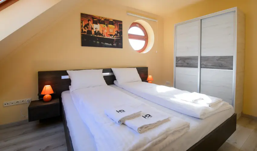 HR Apartmanház Eger