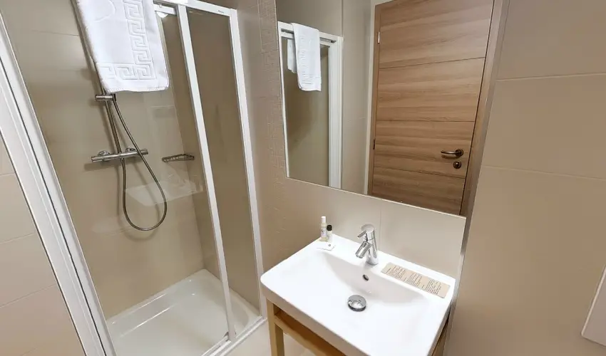 Imola Udvarh�z Eger