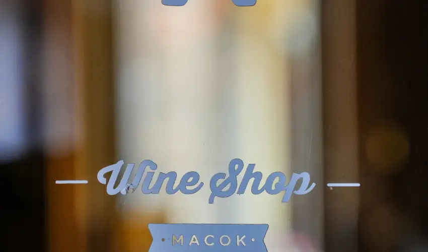 Imola Udvarh�z Eger