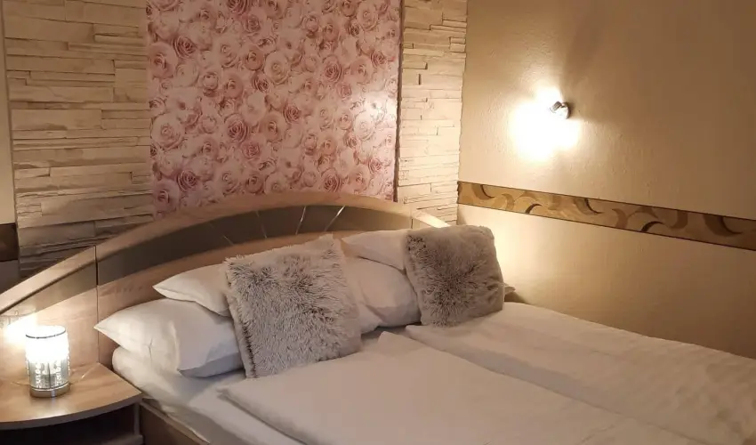 Kk Laguna Wellness Apartmanok Egerszalk