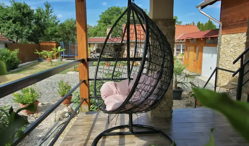 Lilla Apartmanh�zak Szilv�sv�rad