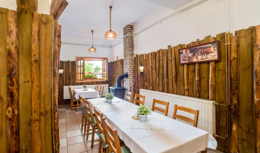 Lipicai Hotel Szilvsvrad