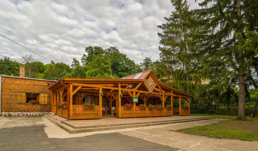 Lipicai Hotel Szilvsvrad