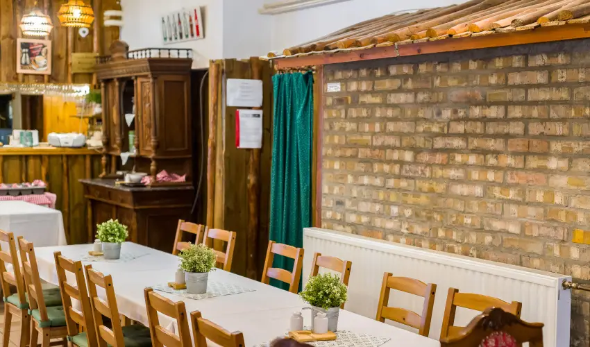 Lipicai Hotel Szilvsvrad