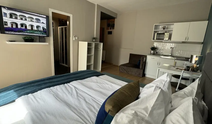 Margar�ta Garden Eger