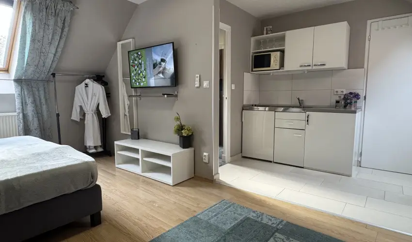 Margar�ta Garden Eger