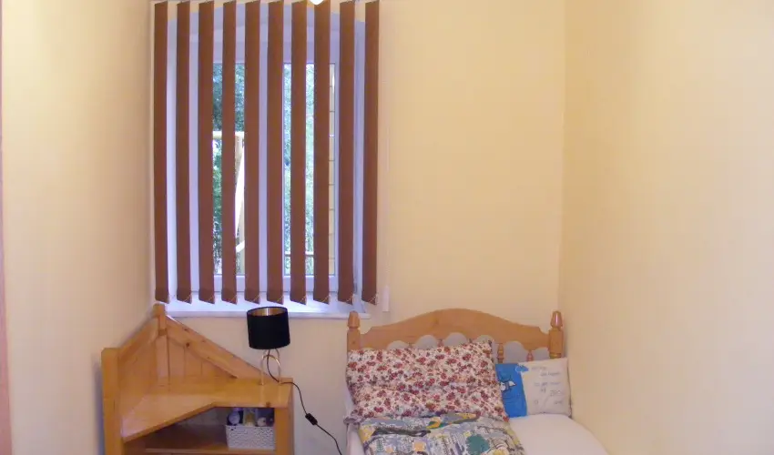 Ngy Glya Apartman Sarud