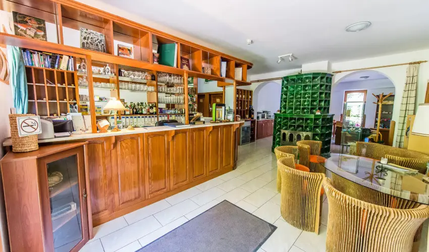 ko-Park Panzi Szarvask