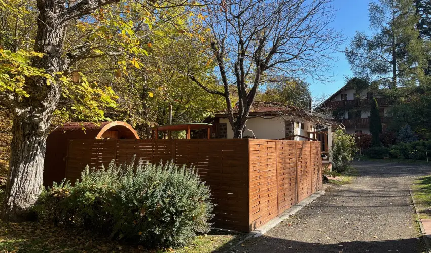 ko-Park Panzi Szarvask